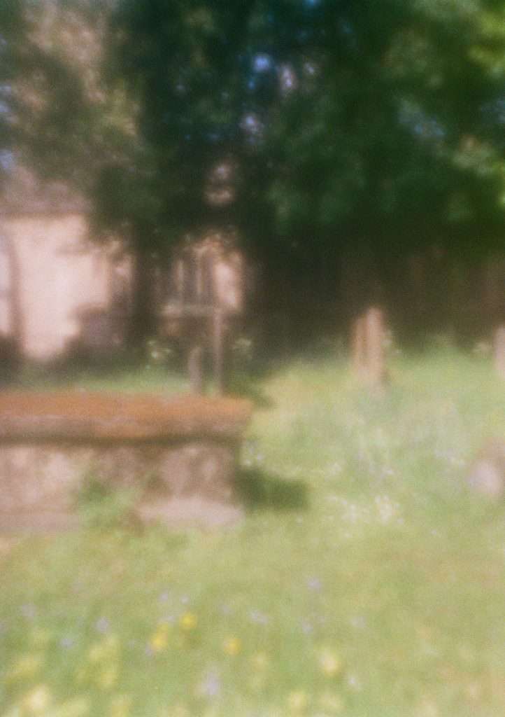 Test shots taken with the Alfie TYCH+ with Flic film Apollo 18 (400 shot at 200)